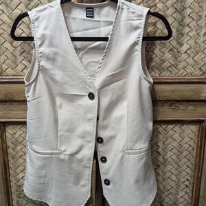 SHEIN Cream Sleeveless Button-Up Top